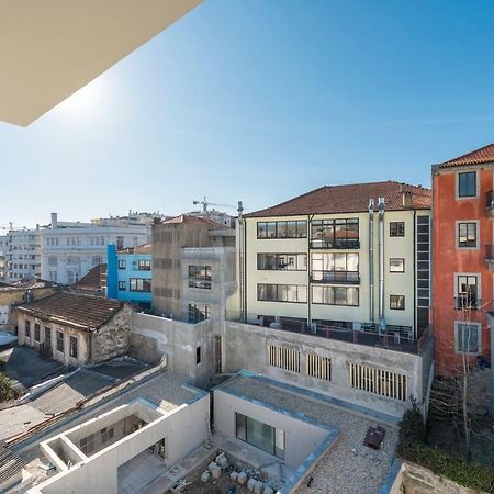 Bright Downtown Apartment Porto Bagian luar foto