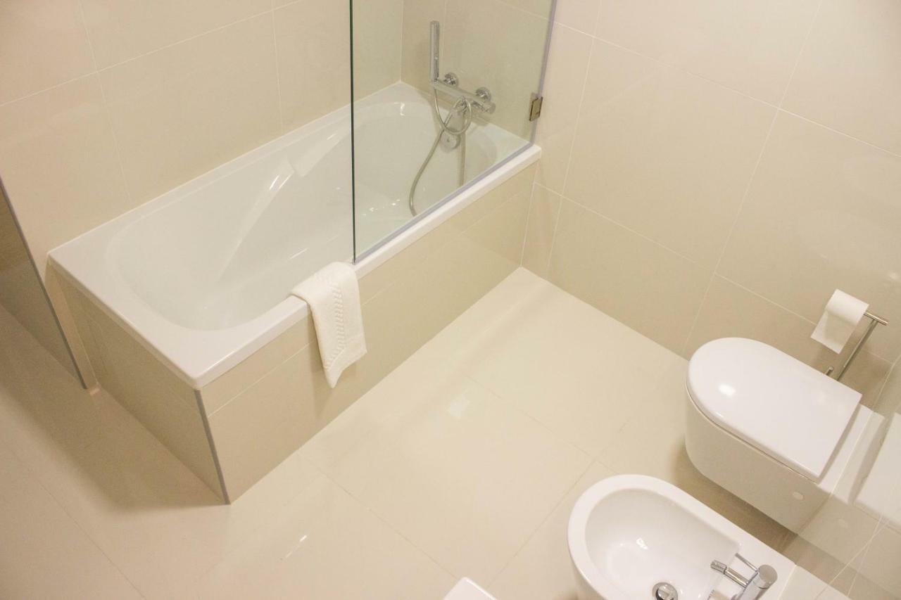 Bright Downtown Apartment Porto Bagian luar foto